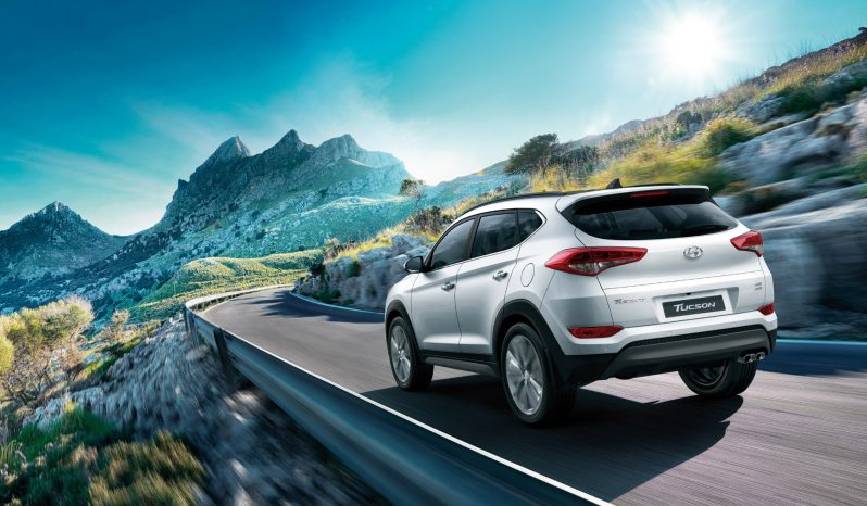 Tucson 2.0 GL 6MT 2WD full