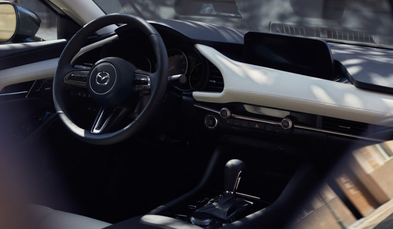 Mazda 3 Sedan Elite full